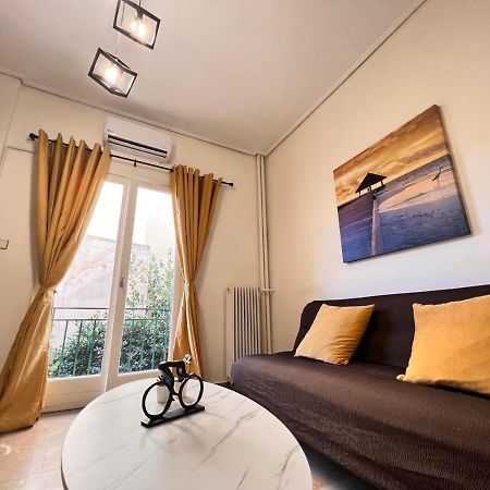 Thesian Apartment In Centre Of Атина Екстериор снимка